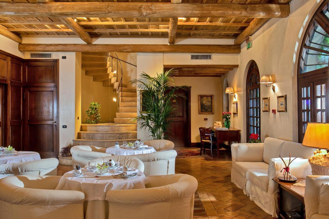 Locanda Dello Spuntino Grottaferrata Buitenkant foto